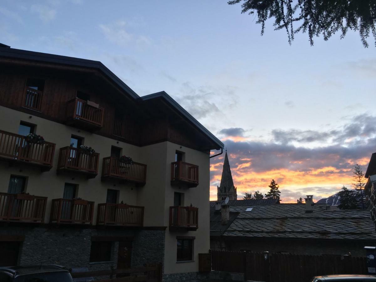 Appartamenti Genevris Oulx Exterior foto